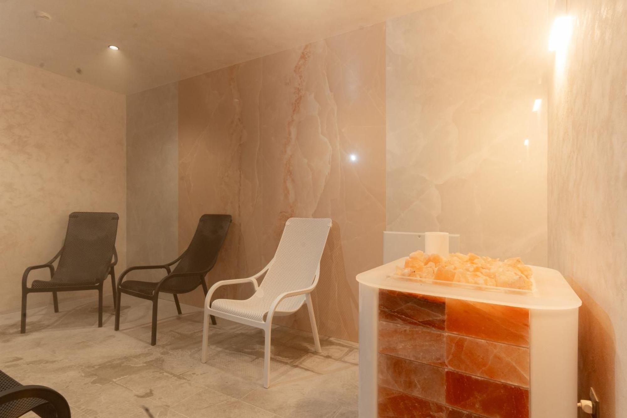 Atmosphere Balneo Hotel & Spa بافل بانيا المظهر الخارجي الصورة